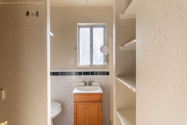 Building Photo - 4518-4522 52nd Street
