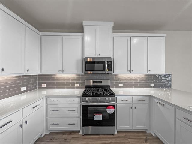 Building Photo - 8876 Samara St