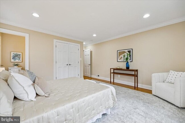 Building Photo - 4902 De Russey Pkwy