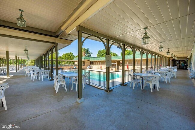 Building Photo - 3310 N Leisure World Blvd