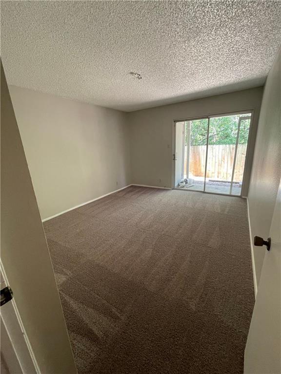 Building Photo - 1120 Hollow Creek Dr