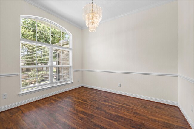 Building Photo - 7214 Deep Forest Dr