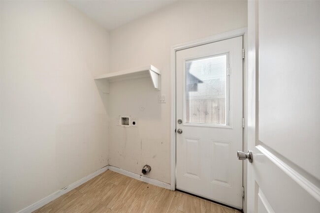 Building Photo - 16721 Stonefield St