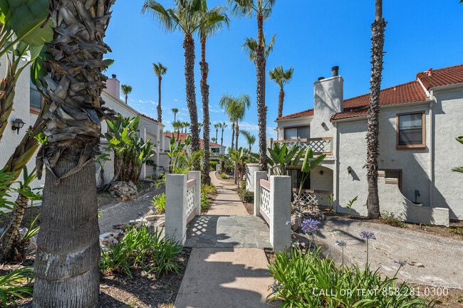 Building Photo - 9356 Twin Trails Dr