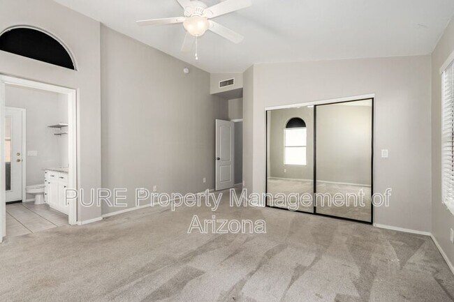 Building Photo - 9438 E Plana Ave