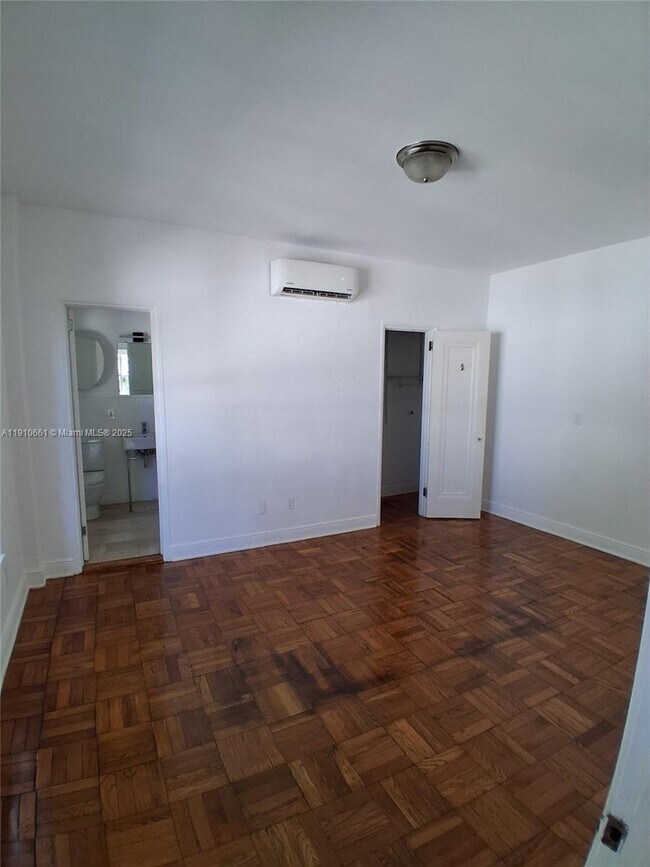 Building Photo - 4035 Meridian Ave