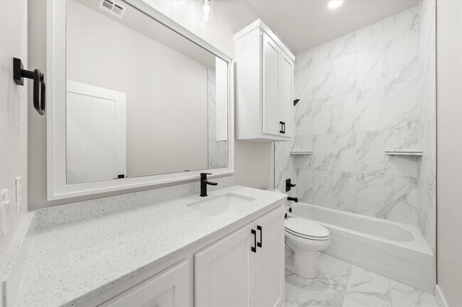 Building Photo - 7213 NW 154th St