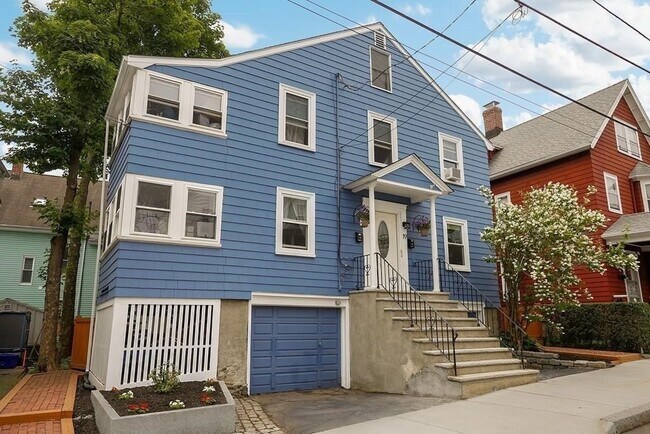 Building Photo - 19 Fairview Ave