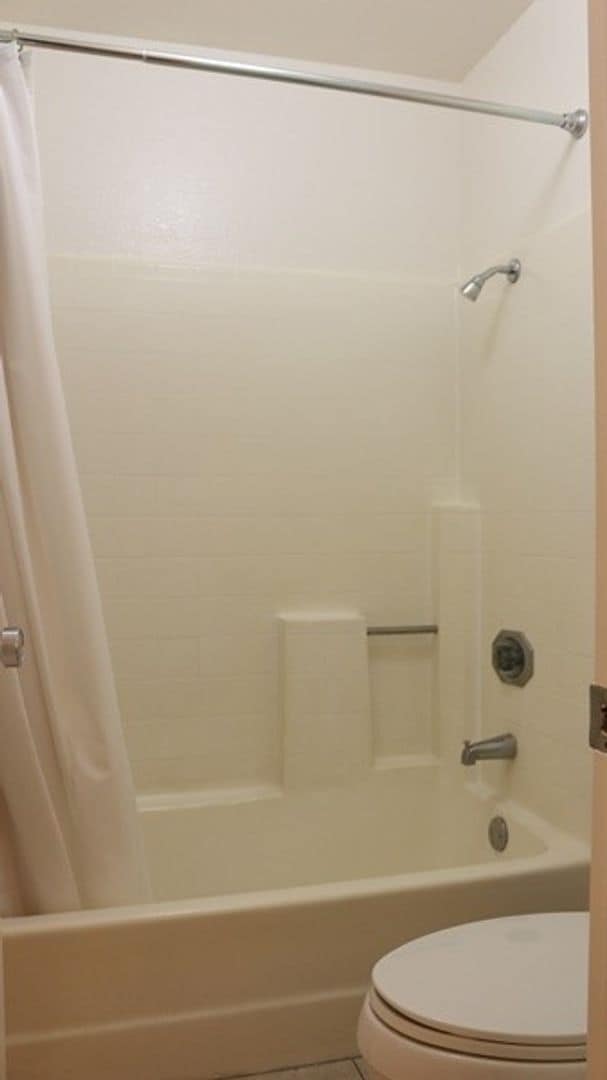 Building Photo - Excellent 3 Bed 2 Bath Home!