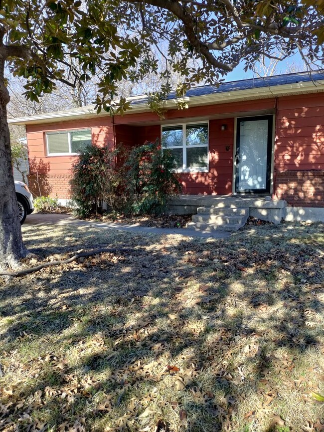 Primary Photo - 4 Br Home