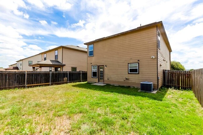 Building Photo - 9104 Single Bnd Trl