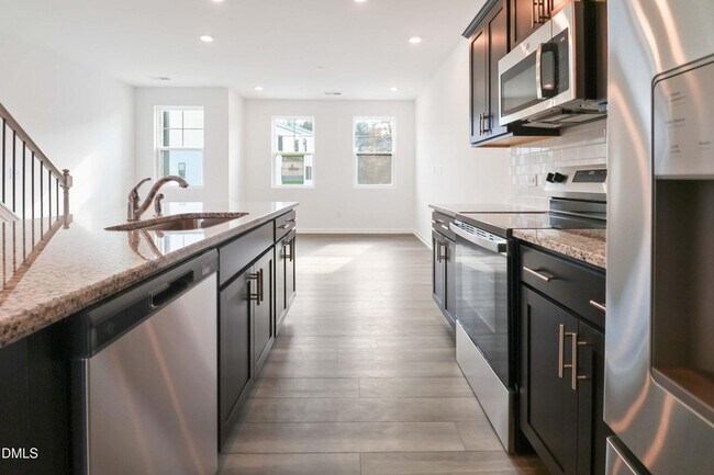 Building Photo - 3615 Elm Grv Ln