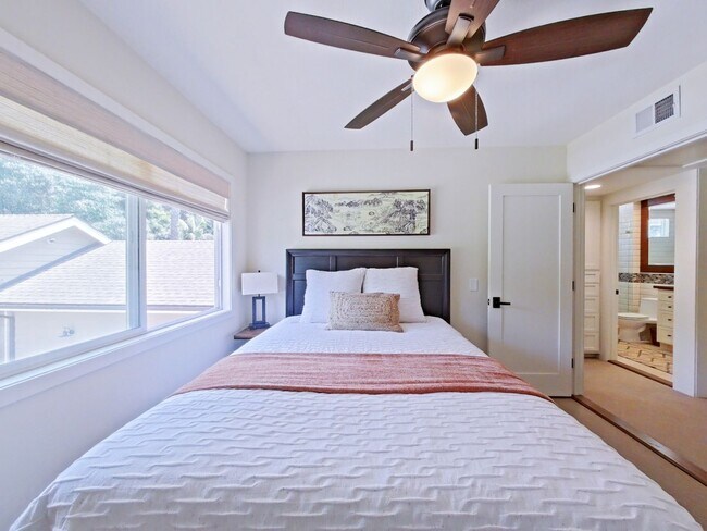 Building Photo - 33702 Calle Conejo