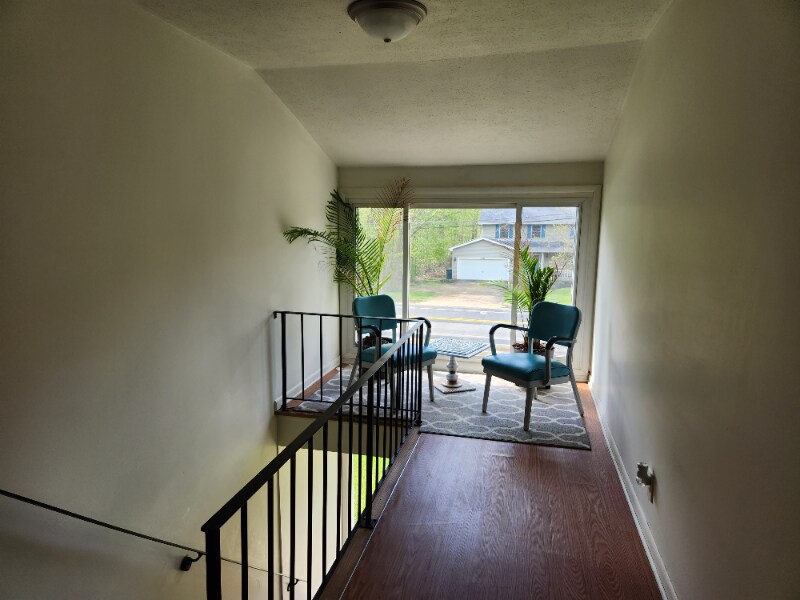 Building Photo - 2347 Graham Rd