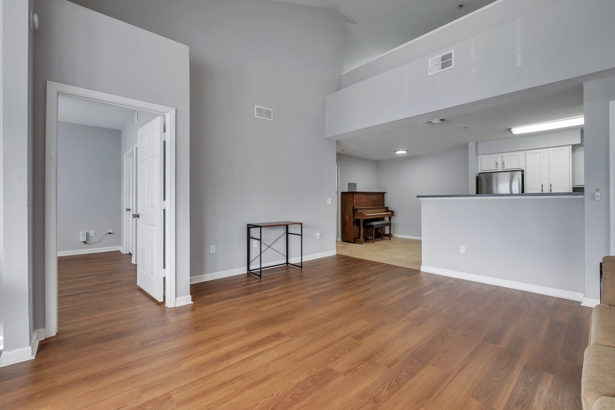 Building Photo - 2801 Chancellorsville Dr