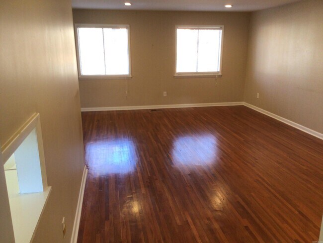 Building Photo - 11313 Gila Valley Dr