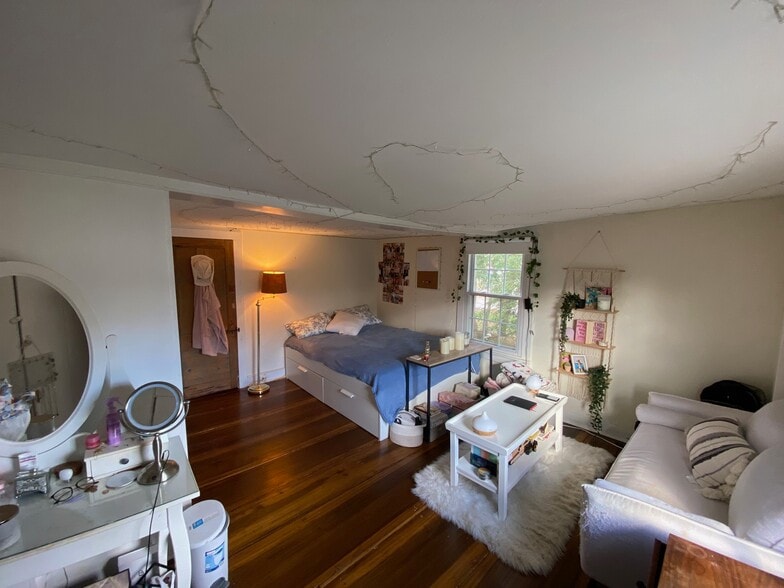 Second bedroom - 56 Union St