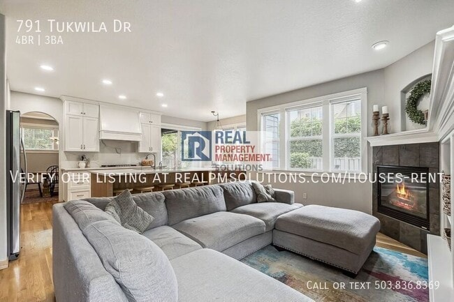 Building Photo - 791 Tukwila Dr