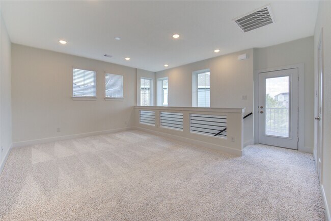 Building Photo - 7630 Meadow Mouse Ln