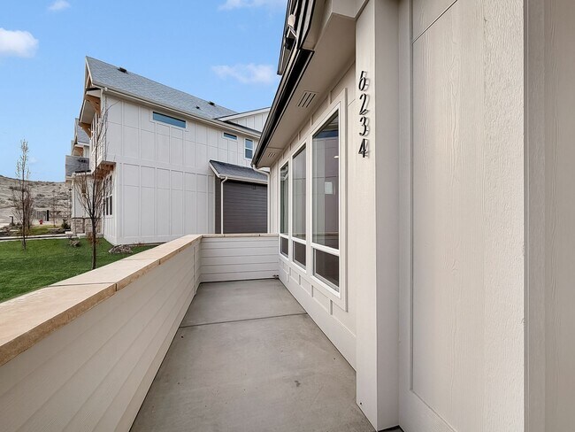 Building Photo - Brand New Pet-Friendly 3-Bedroom in Eagle with Pool, Fitness, Center, and Exceptional Amenities