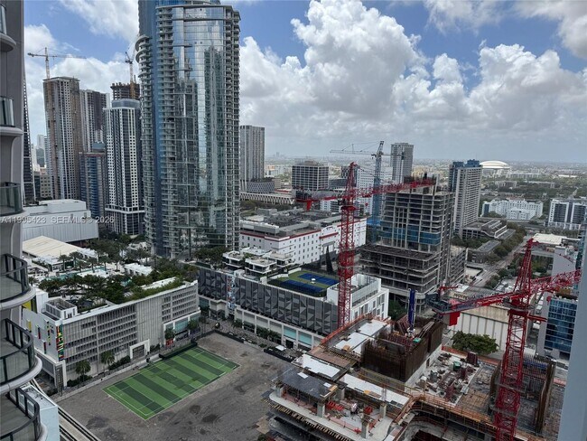 Building Photo - 1040 Biscayne Blvd