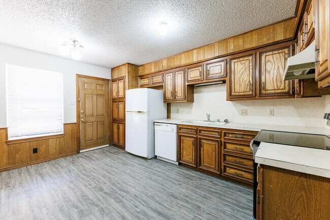 Building Photo - 5722 Brownfield Dr