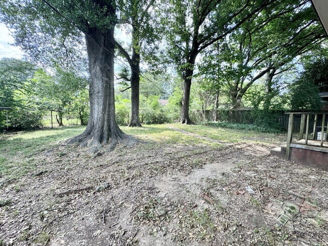 Building Photo - 1761 Cornelia Ln