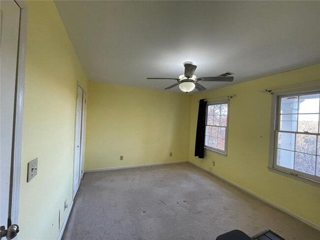 Building Photo - 156 Plantation Trce