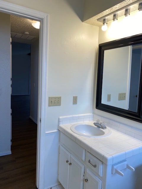 Building Photo - 2100 Castle Rock
