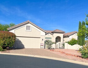 Building Photo - HOUSE - CORNVILLE/COTTONWOOD -GYM/POOL- VERDE SANTA FE / LA PRIVADA