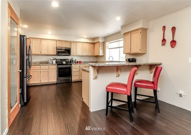 Building Photo - 16110 132nd Ave E