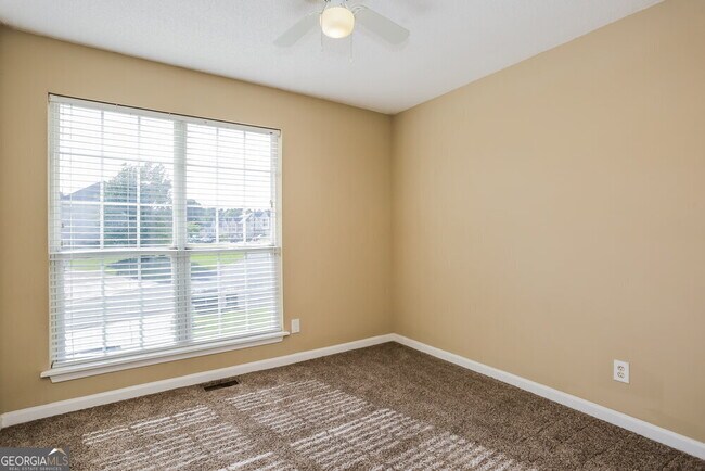 Building Photo - 3857 Merryweather Trail
