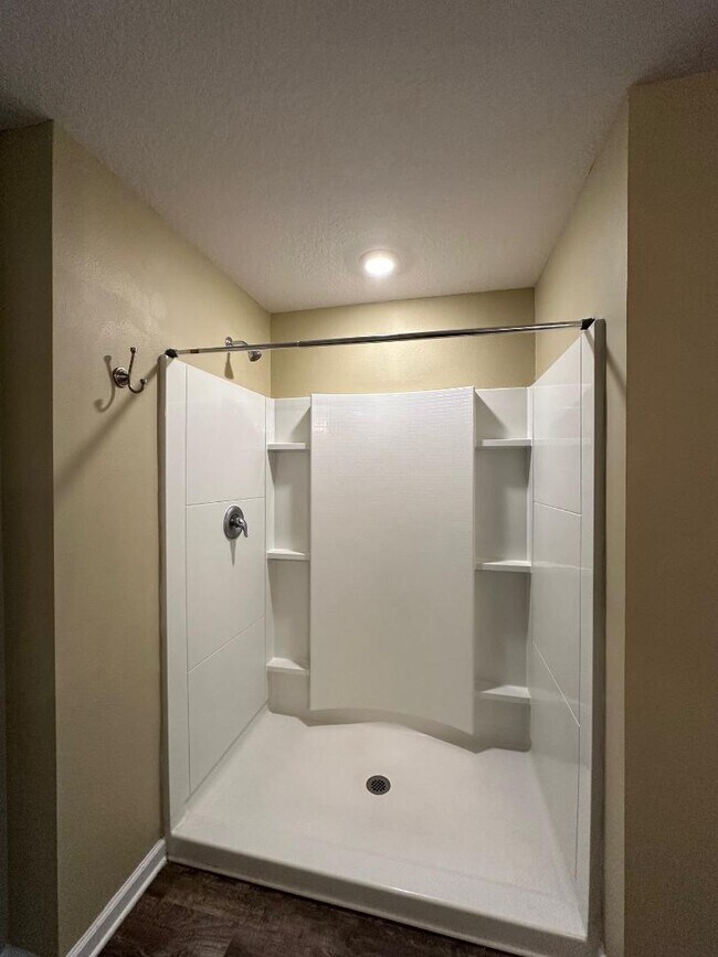 Building Photo - 3998 Whitetail Ln