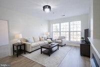 Building Photo - 400 Symphony Cir