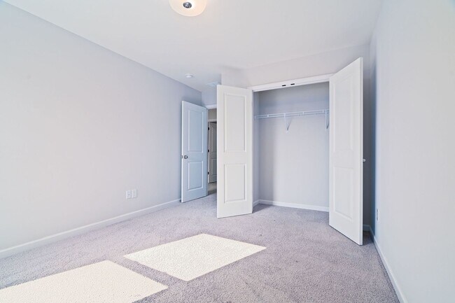 Building Photo - Modern Townhome in the Heart of Nexton