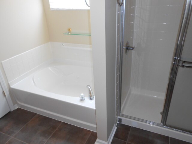 Building Photo - 8947 Creek View St