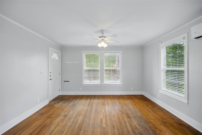 Building Photo - 1403 Clifford Ave