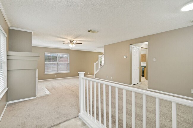 Building Photo - 3-BEDROOM HOME IN GUILBEAU PARK