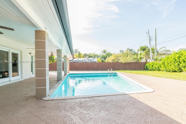 Building Photo - 8425 SW 185th St