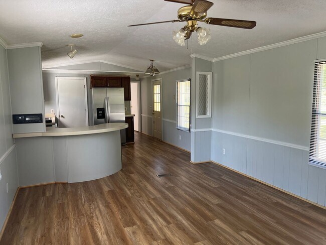 Building Photo - For Rent Davie County!!