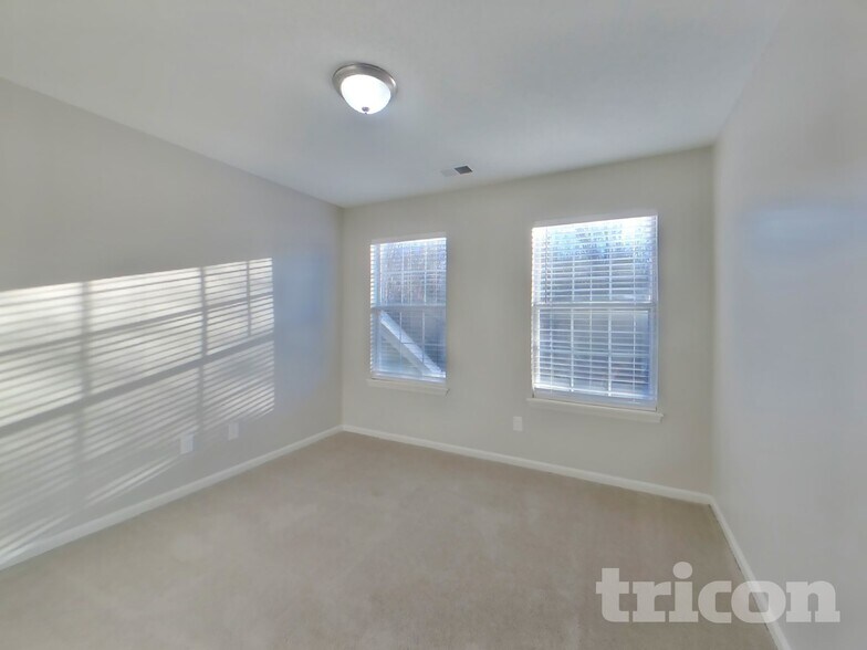 Building Photo - 14203 Misty Brook Ln