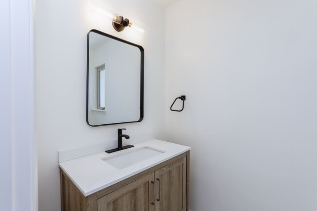 Building Photo - 3BR/2.5BA Mills Estates Home + Bonus Room | Bay Views, Yard & 2-Car Garage | YouTube Tour