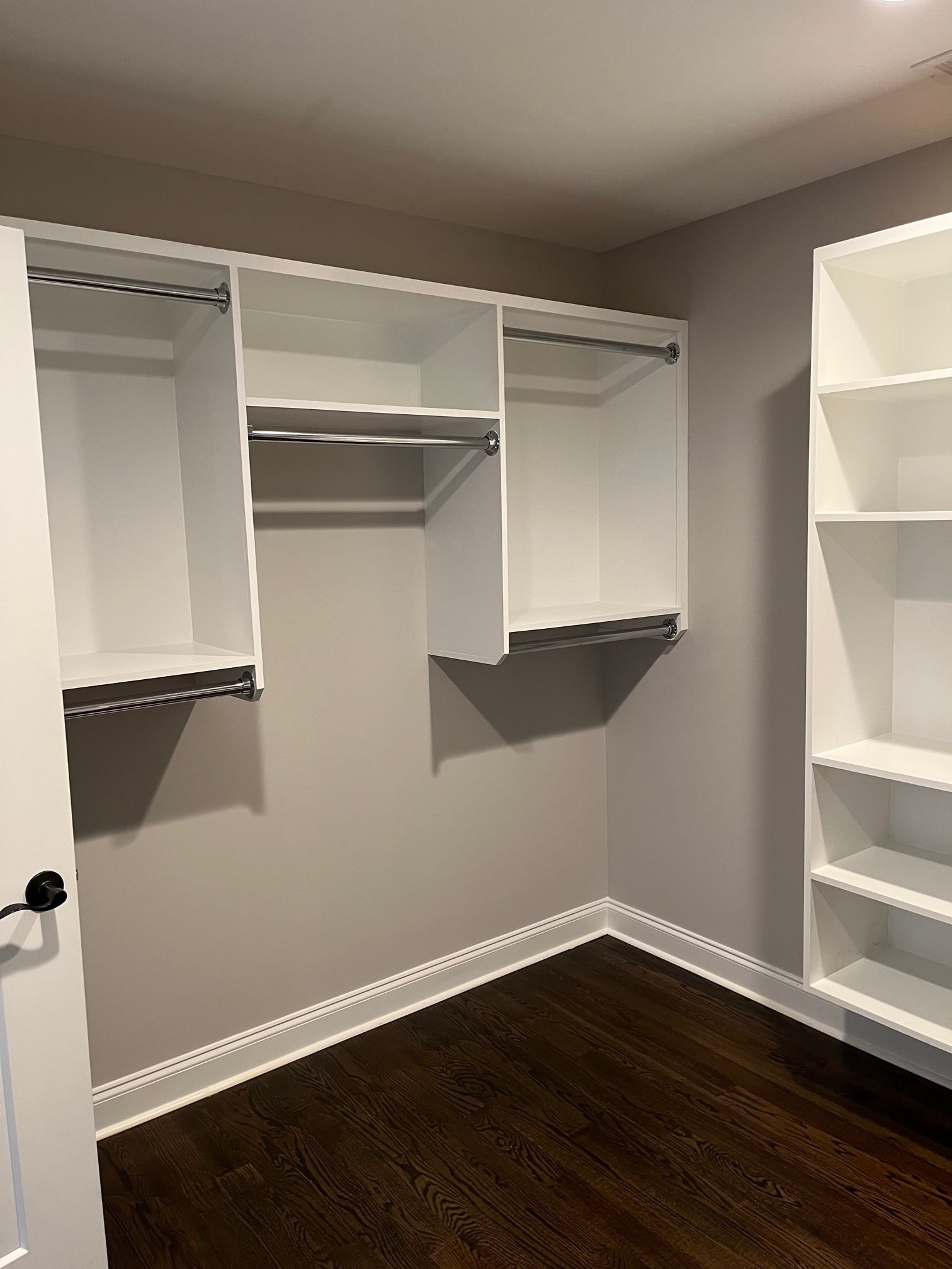 Master Bedroom Closet - 1045 Presidents Ln