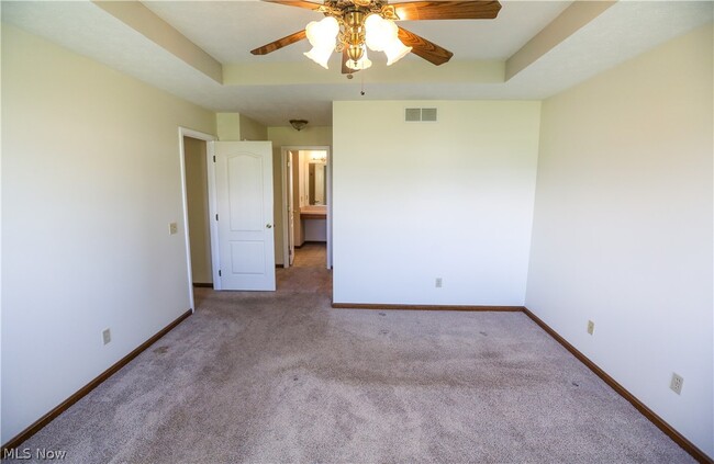 Building Photo - 4823 Elizabeth Ln
