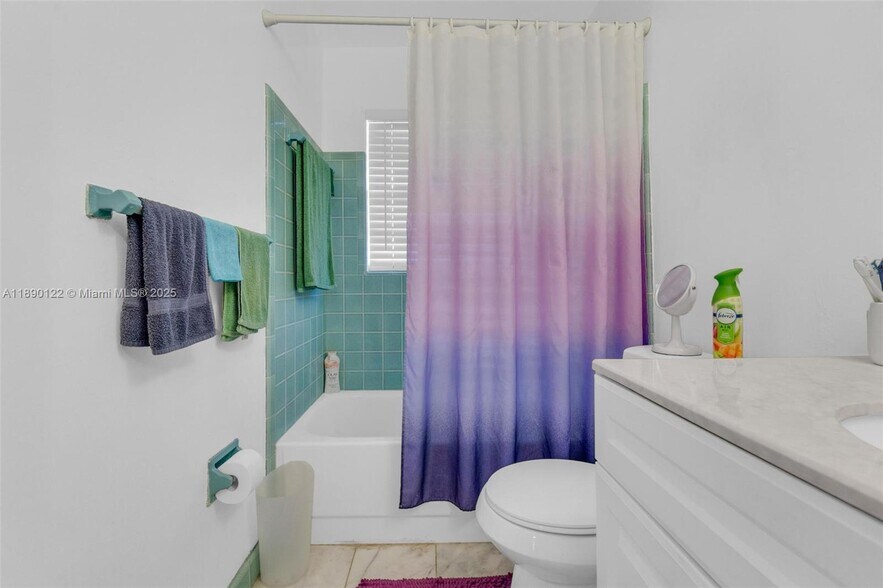 Building Photo - 2860 NW 184th St