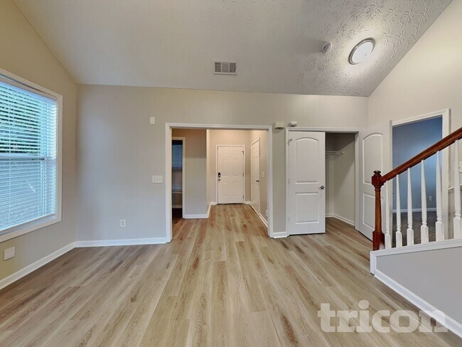 Building Photo - 2350 Dalton Park