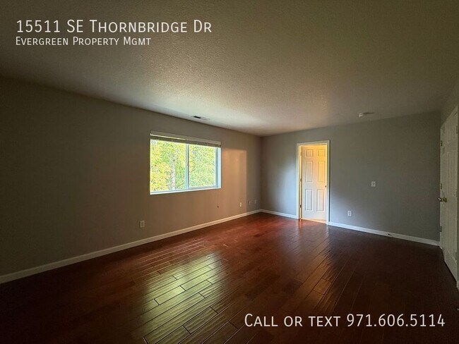 Building Photo - 15511 SE Thornbridge Dr