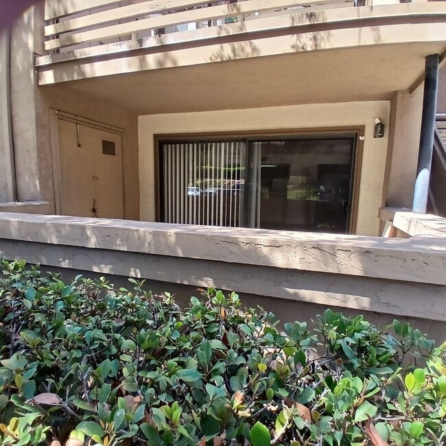 Building Photo - Scripps Westview Condo