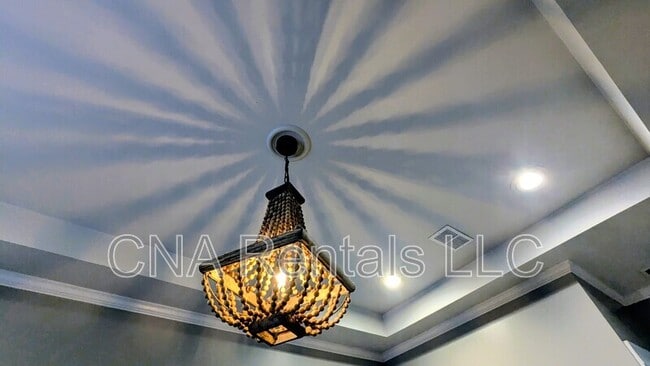 Building Photo - 1411 May Ave SE