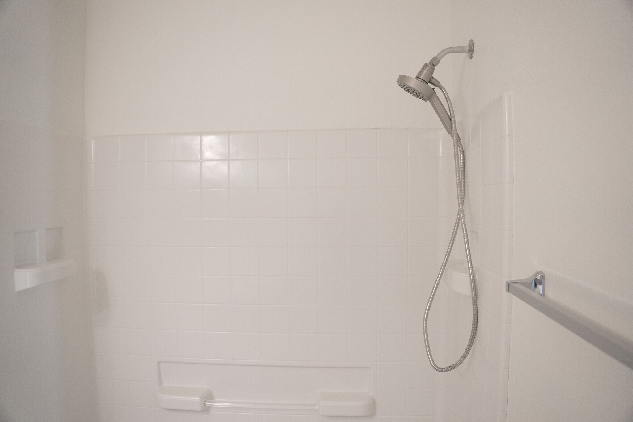 Building Photo - 900 S 94th St